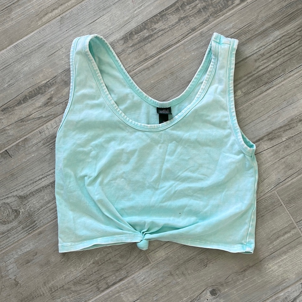 Turquoise Wild Fable Crop